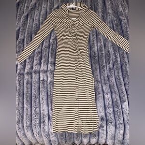 LONG SLEEVE BUTTON UP DRESS